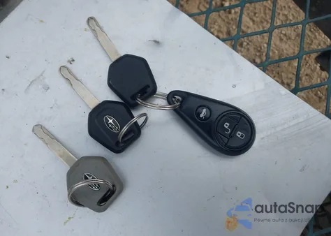 2011 Subaru Forester 2.5X Premium из США, поврежденный, VIN JF2SHBDC7BH736036